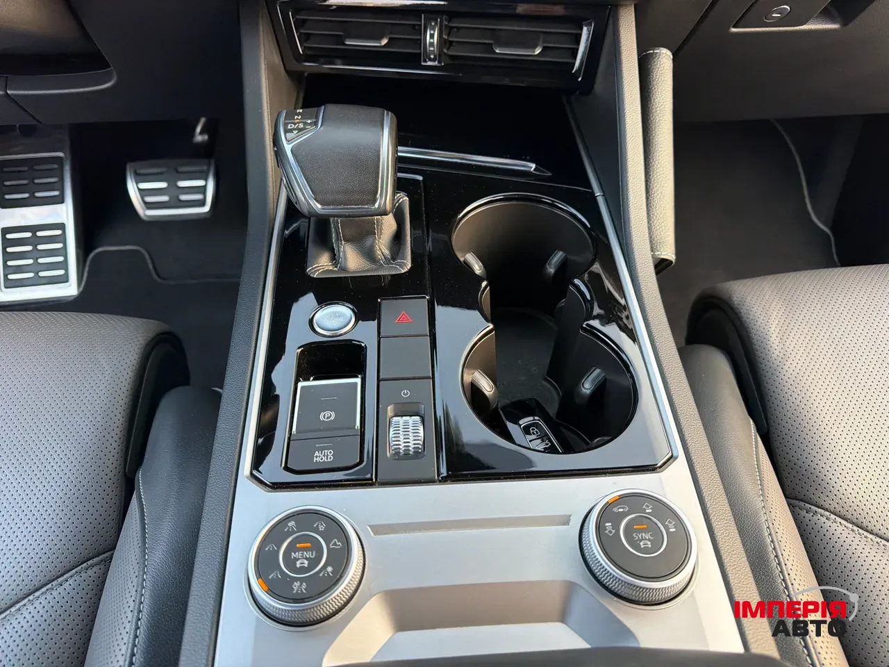 Volkswagen Touareg - фото 22