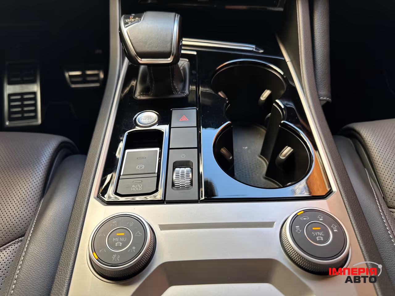Volkswagen Touareg - фото 23