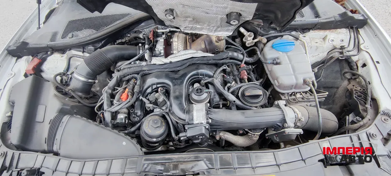 Audi A6 - фото 10