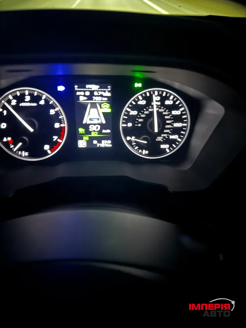 Subaru Outback - фото 1