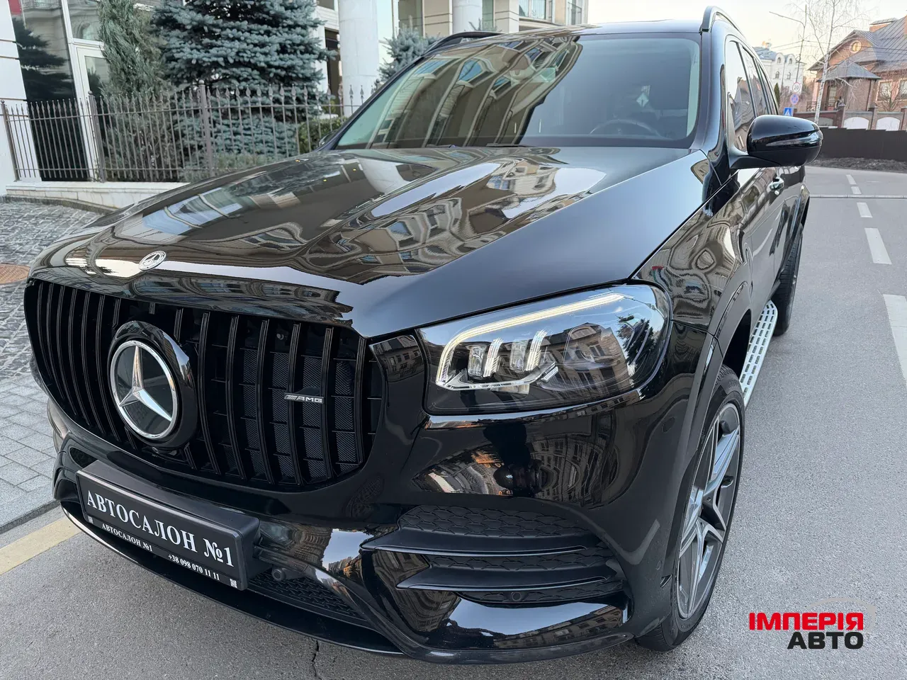 Mercedes-Benz GLS - фото 1