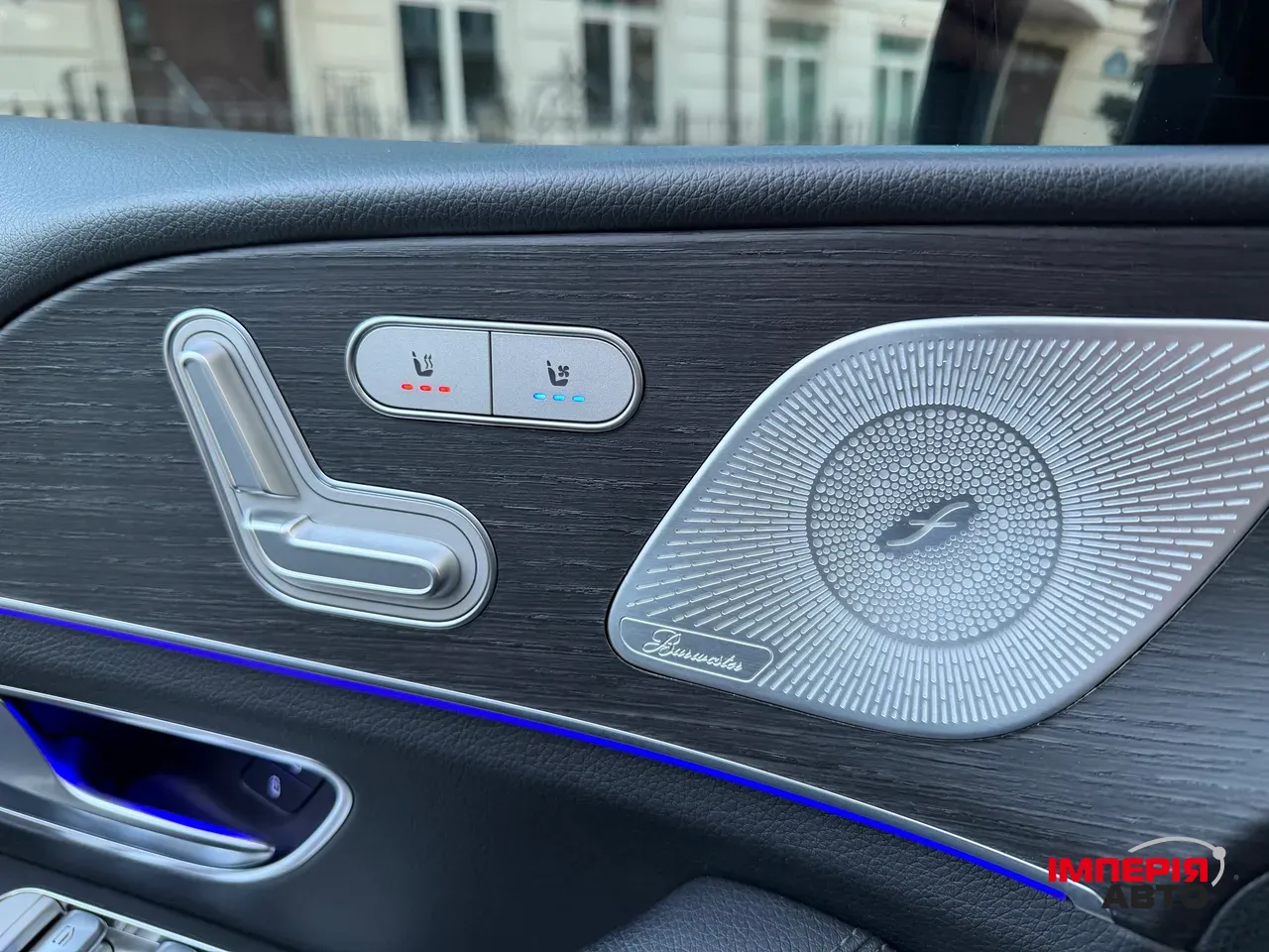 Mercedes-Benz GLS - фото 10