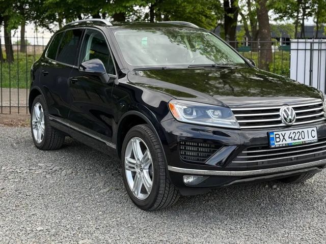Volkswagen Touareg - фото 4