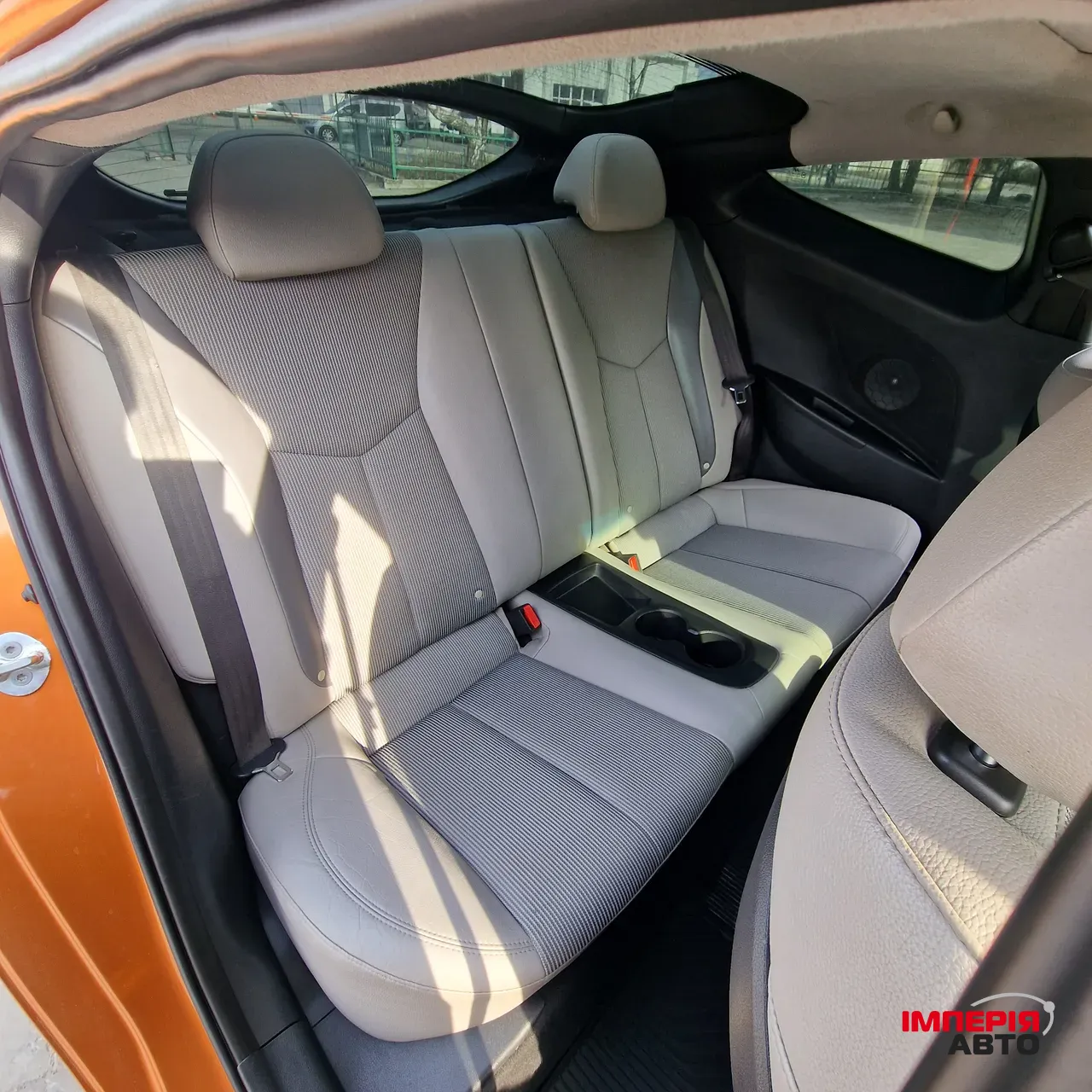 Hyundai Veloster - фото 23