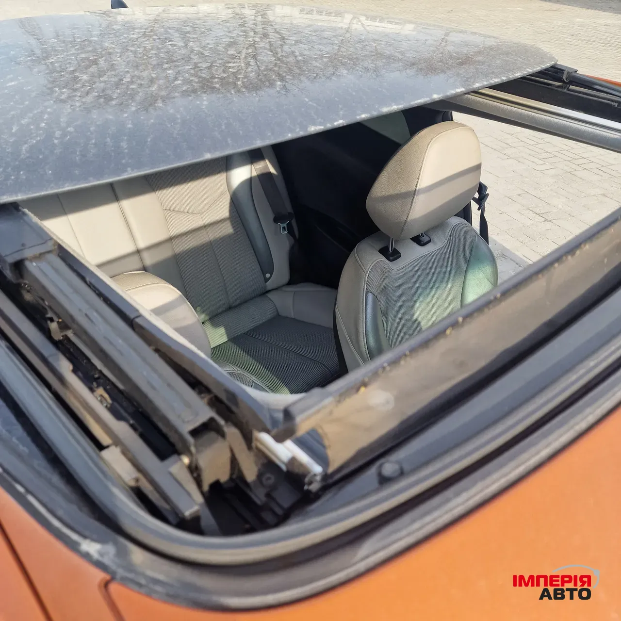 Hyundai Veloster - фото 24