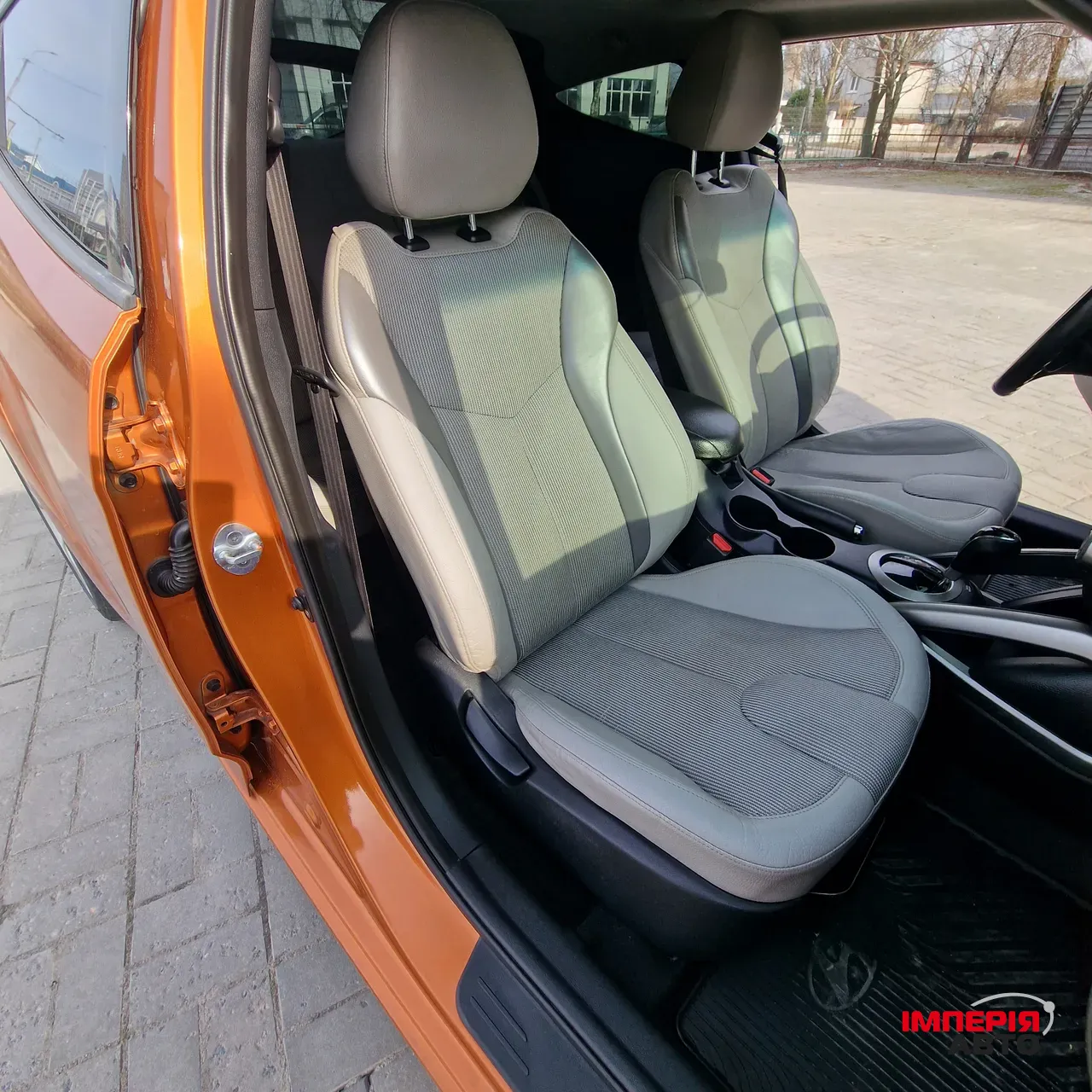 Hyundai Veloster - фото 20