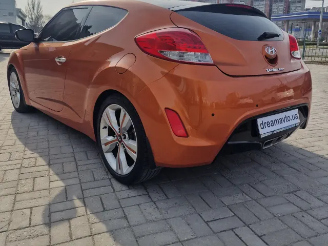 Hyundai Veloster - фото 5