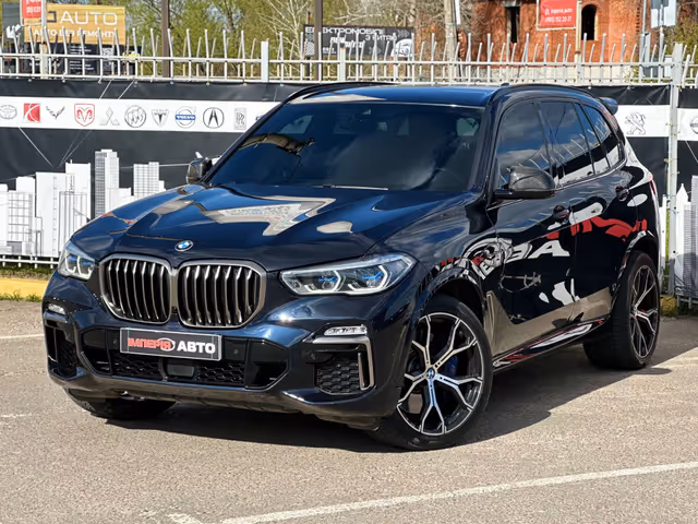 BMW X5 - фото 1