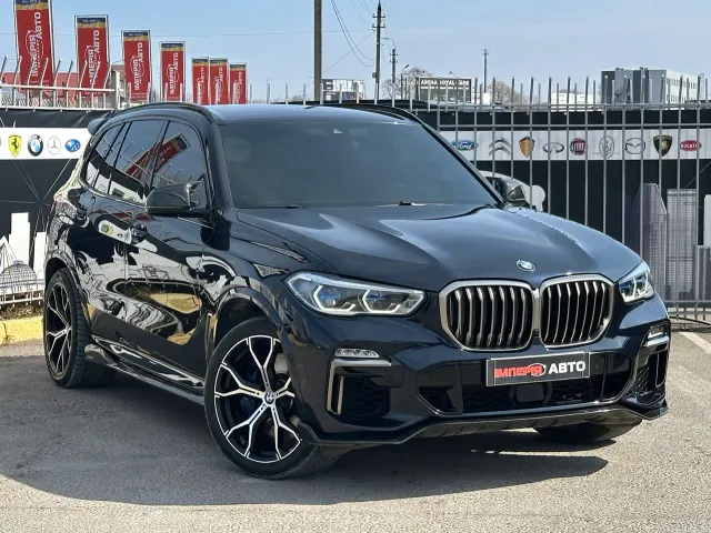 BMW X5 - фото 2