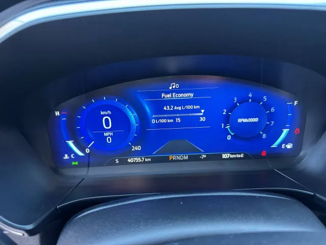 Ford Escape - фото 1