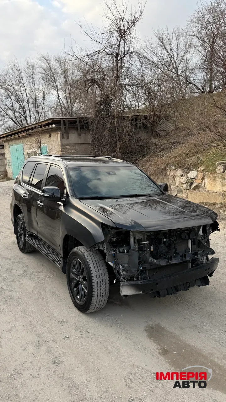 Lexus GX - фото 19