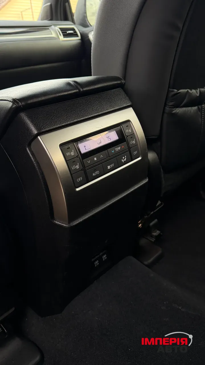 Lexus GX - фото 15