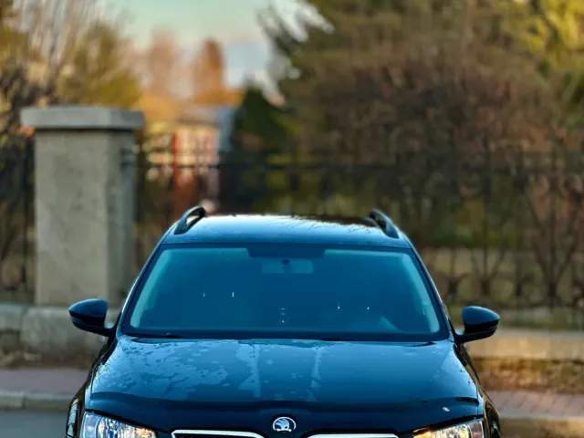 Skoda Octavia - фото 2