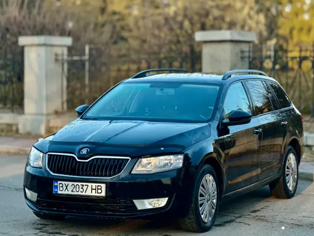Skoda Octavia - фото 1