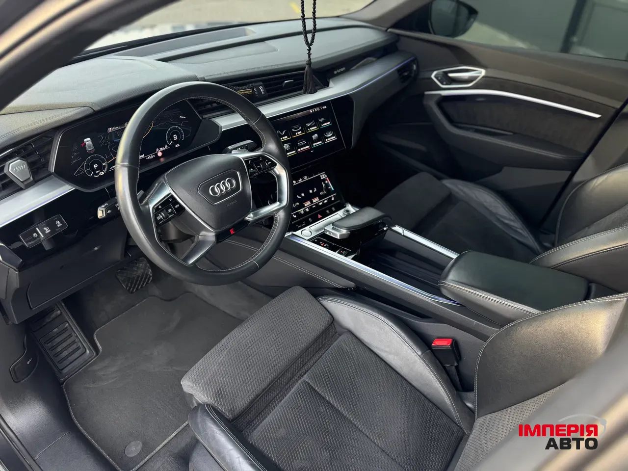 Audi e-tron Sportback - фото 32