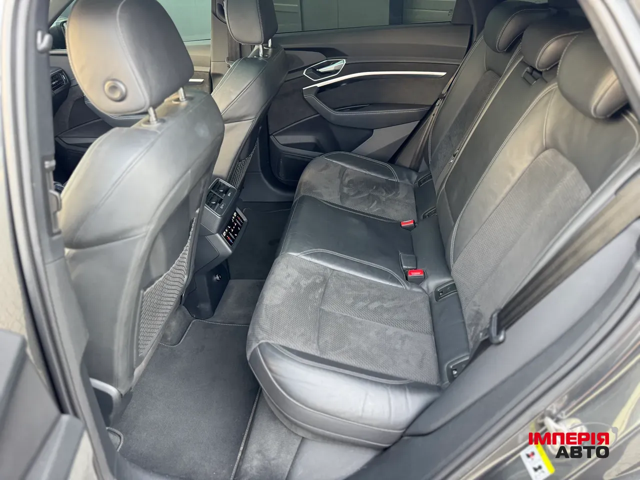 Audi e-tron Sportback - фото 23