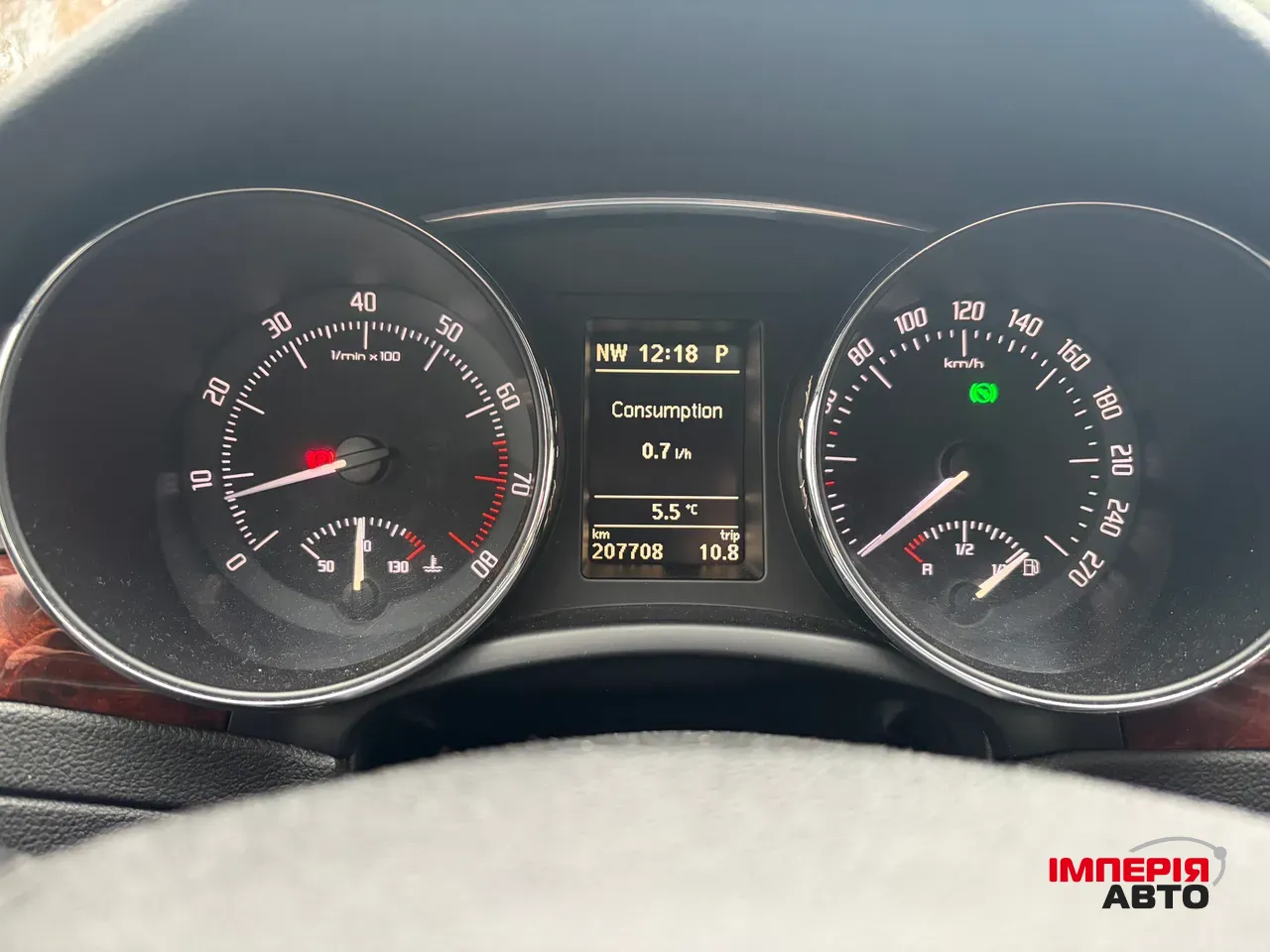 Skoda Superb - фото 28