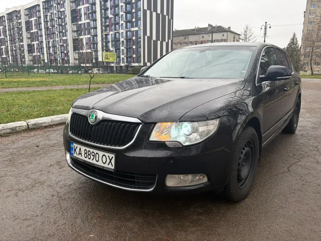 Skoda Superb - фото 2