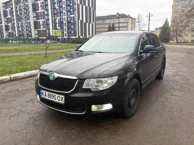 Skoda Superb - фото 3