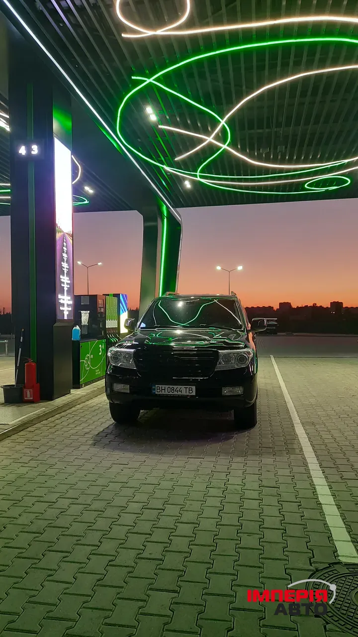 Toyota Land Cruiser - фото 6