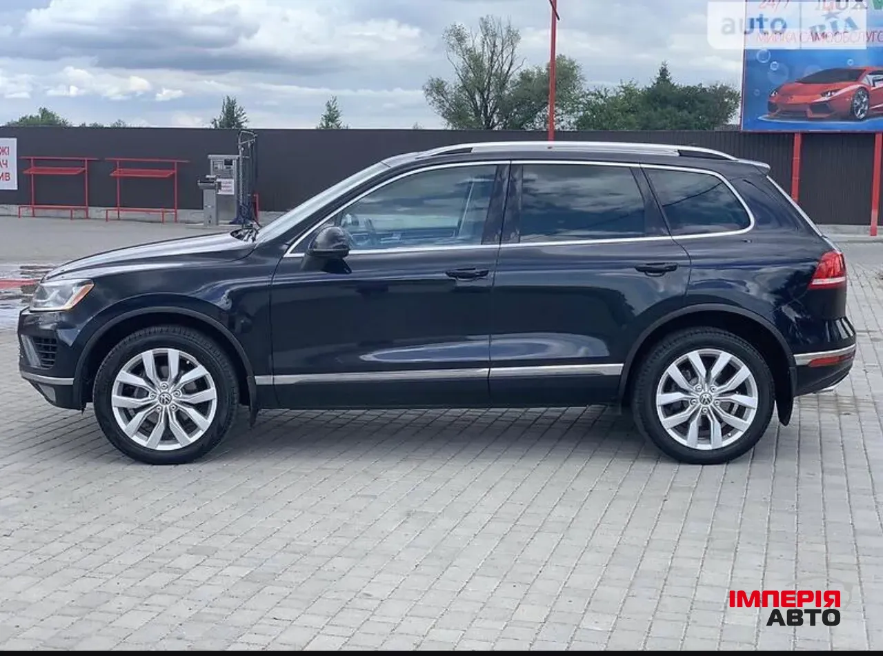 Volkswagen Touareg - фото 6