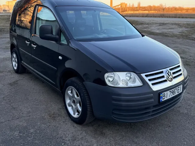 Volkswagen Caddy - фото 2