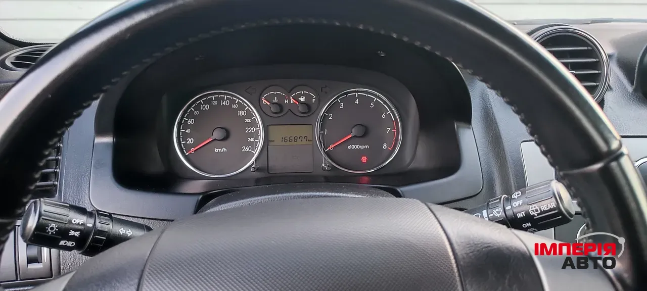 Hyundai Coupe - фото 15