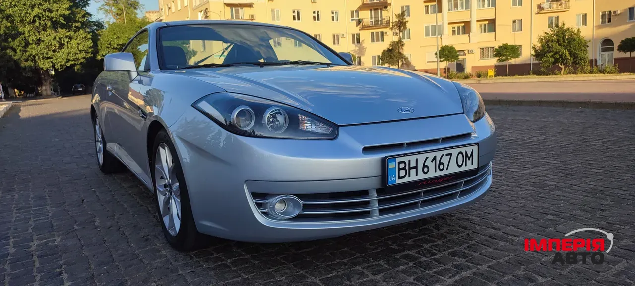 Hyundai Coupe - фото 3