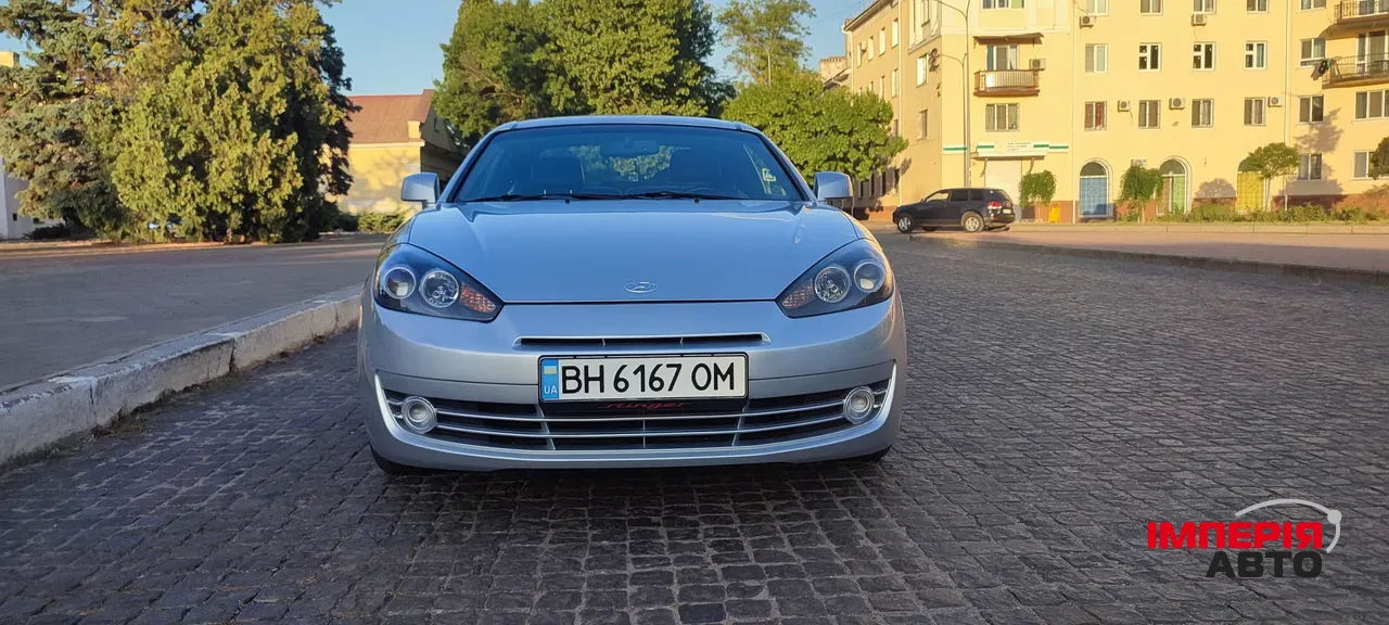 Hyundai Coupe - фото 4