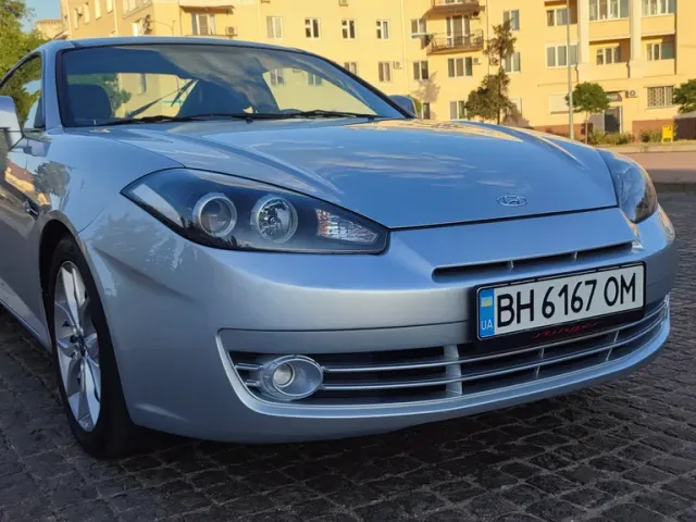 Hyundai Coupe - фото 3
