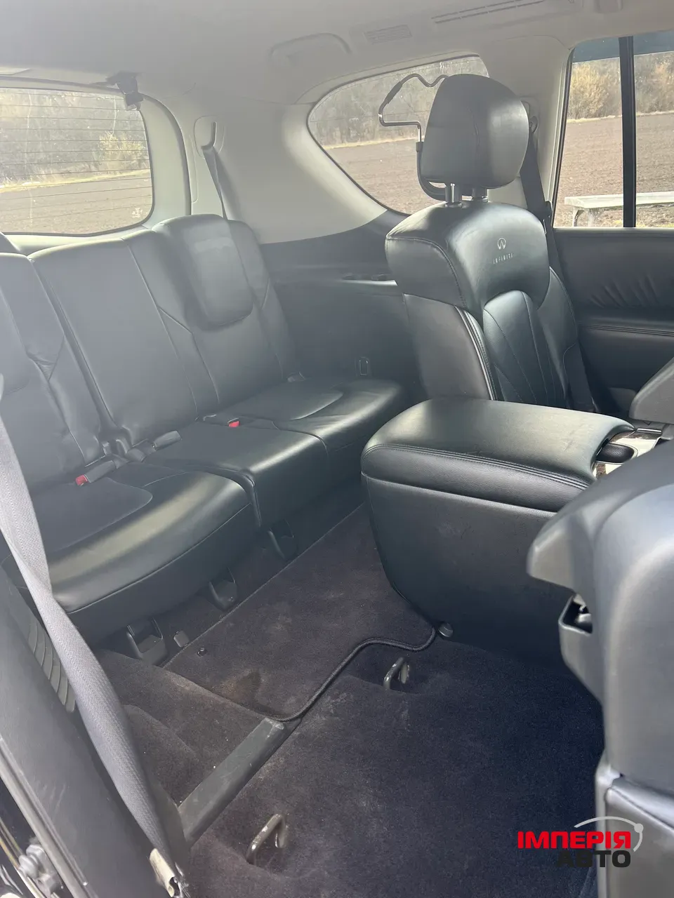 Infiniti QX56 - фото 4