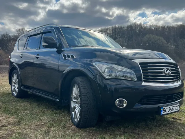 Infiniti QX56 - фото 1