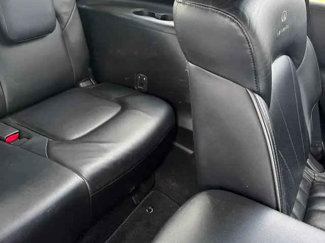 Infiniti QX56 - фото 5