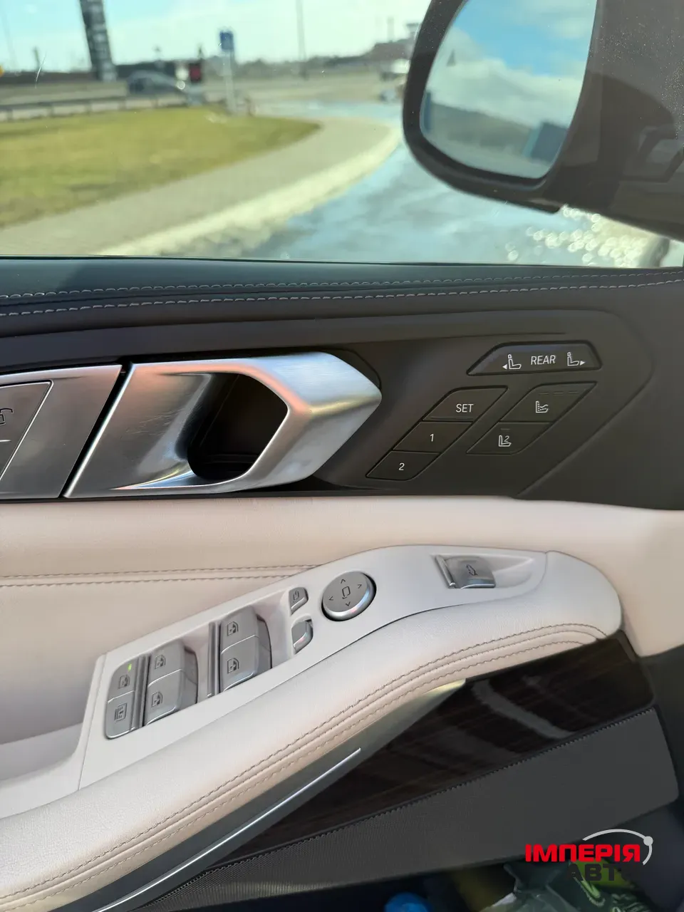 BMW X7 - фото 21