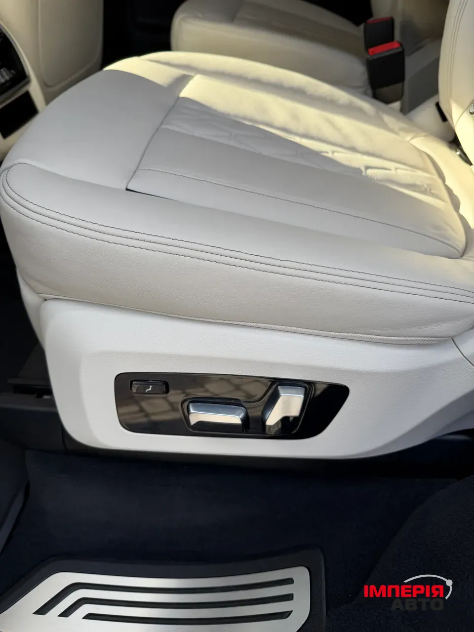 BMW X7 - фото 26