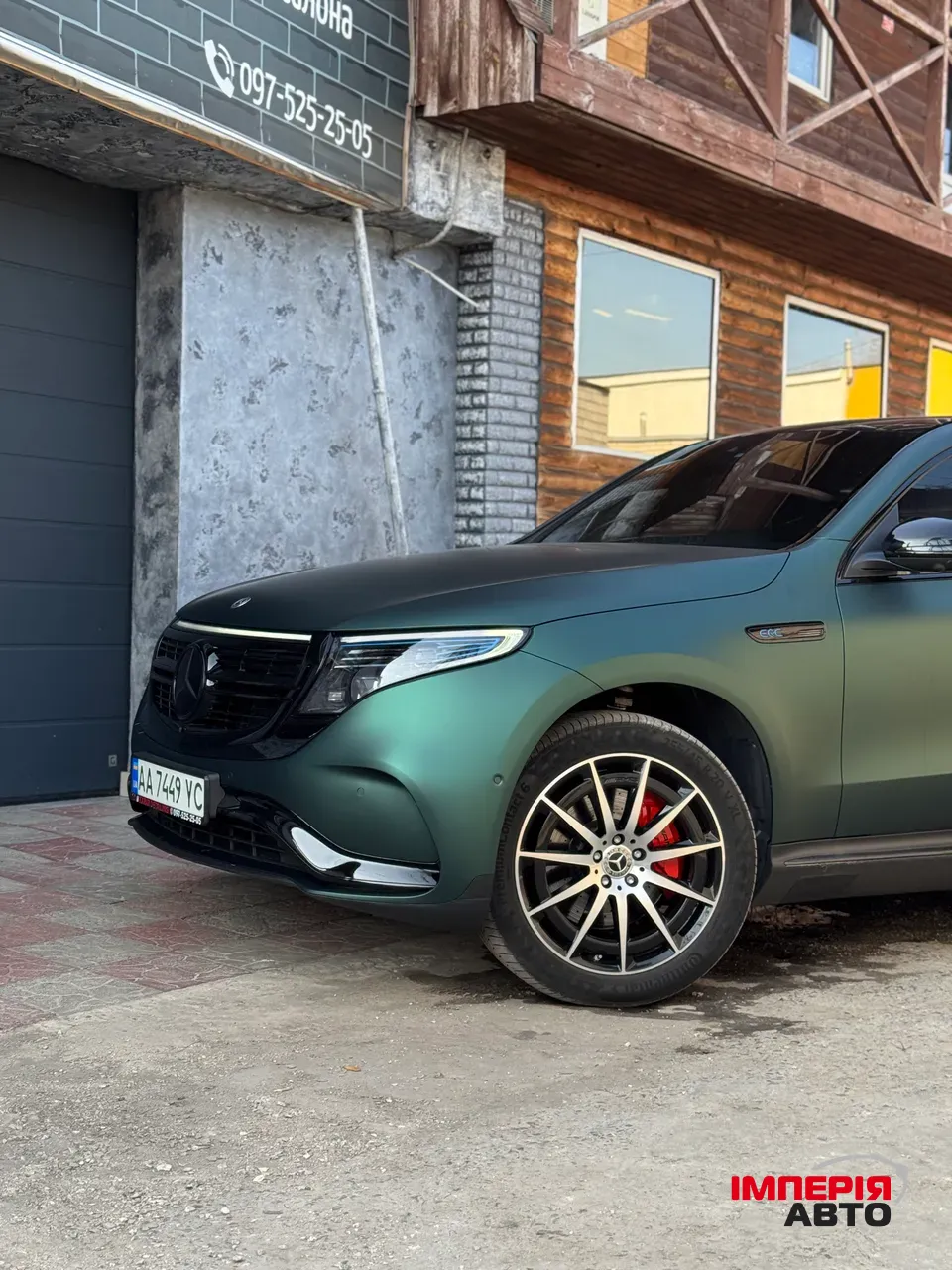 Mercedes-Benz EQC - фото 15