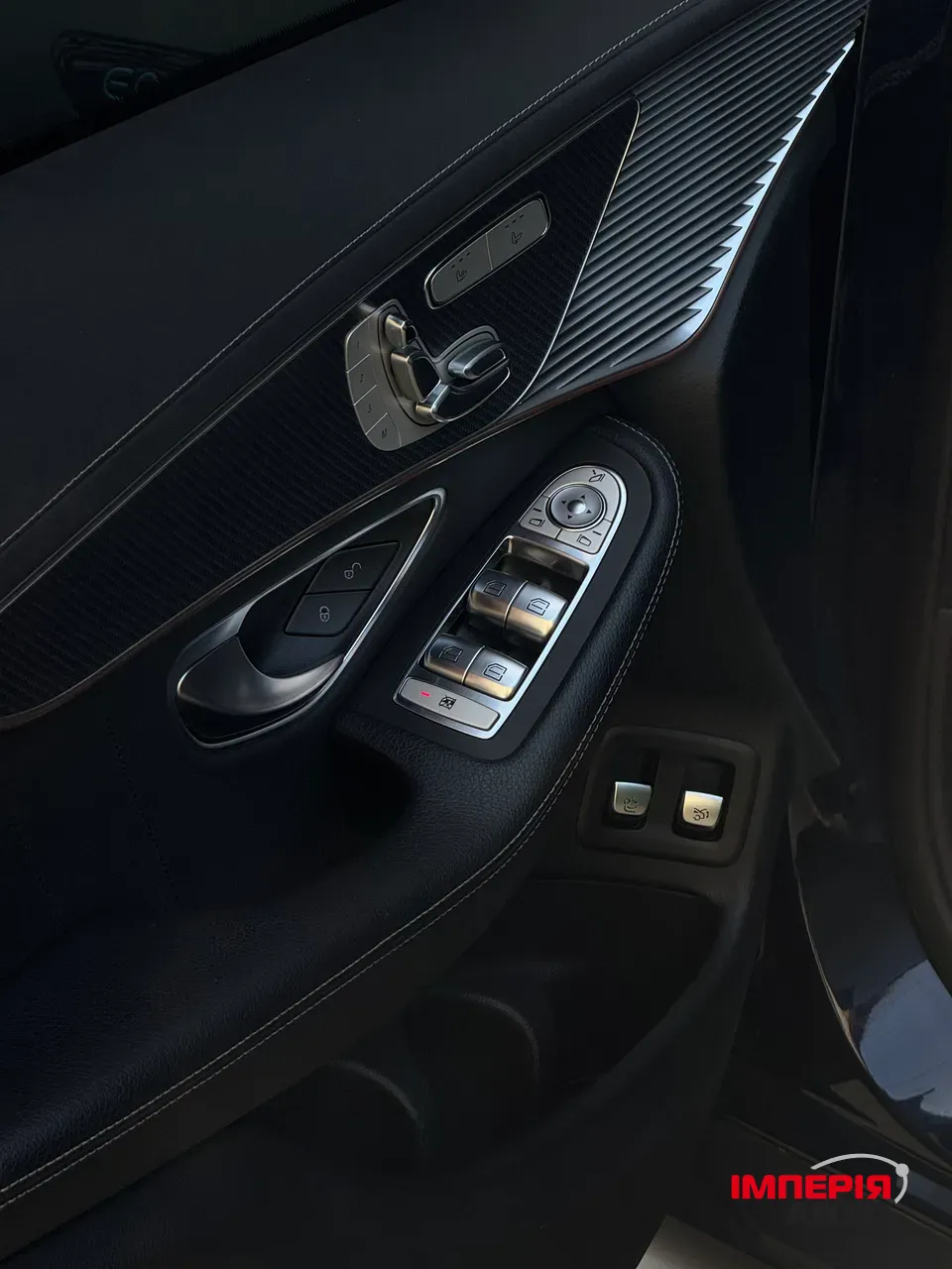 Mercedes-Benz EQC - фото 5