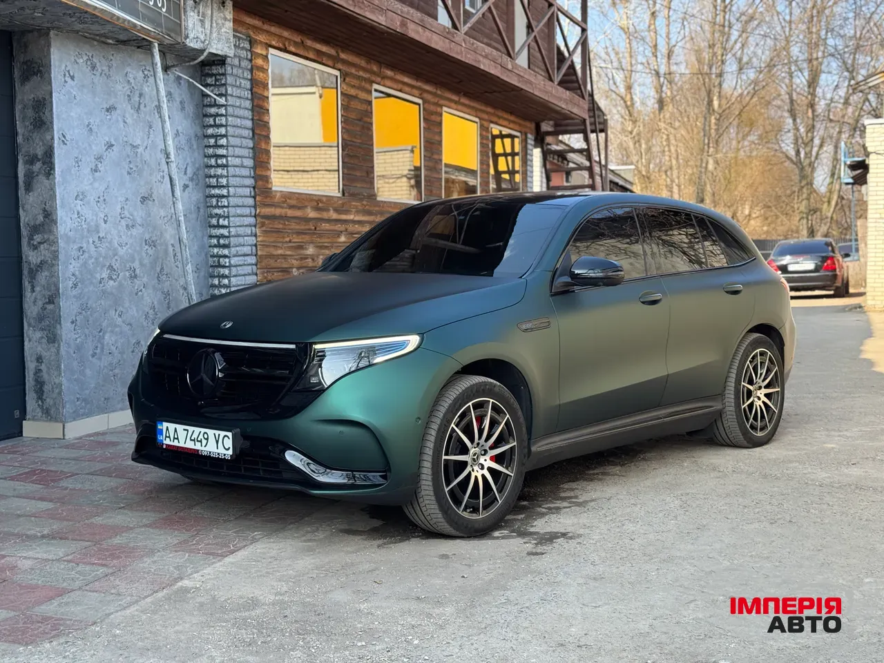 Mercedes-Benz EQC - фото 14