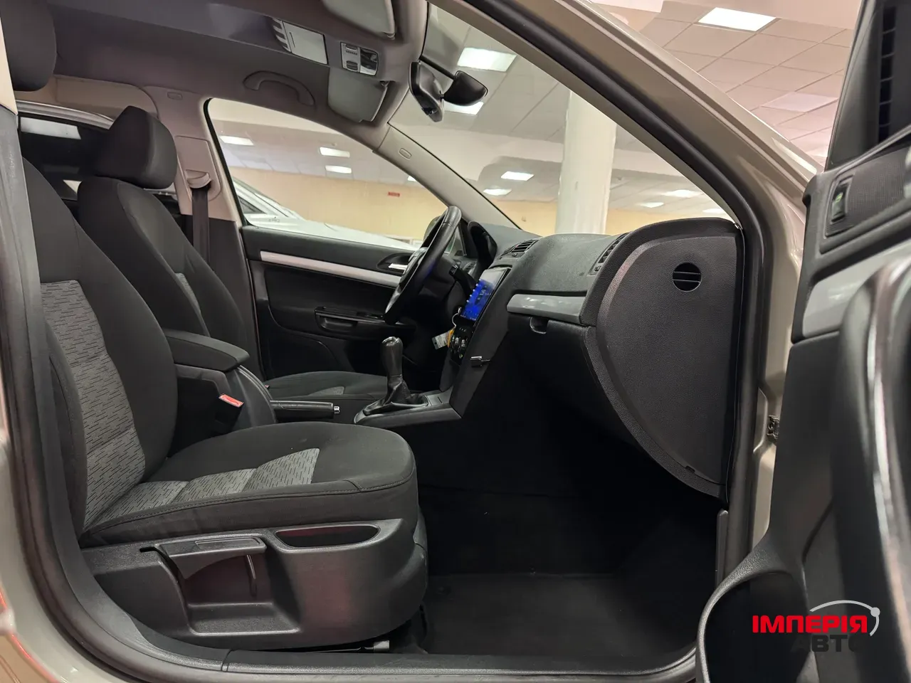 Skoda Octavia - фото 7