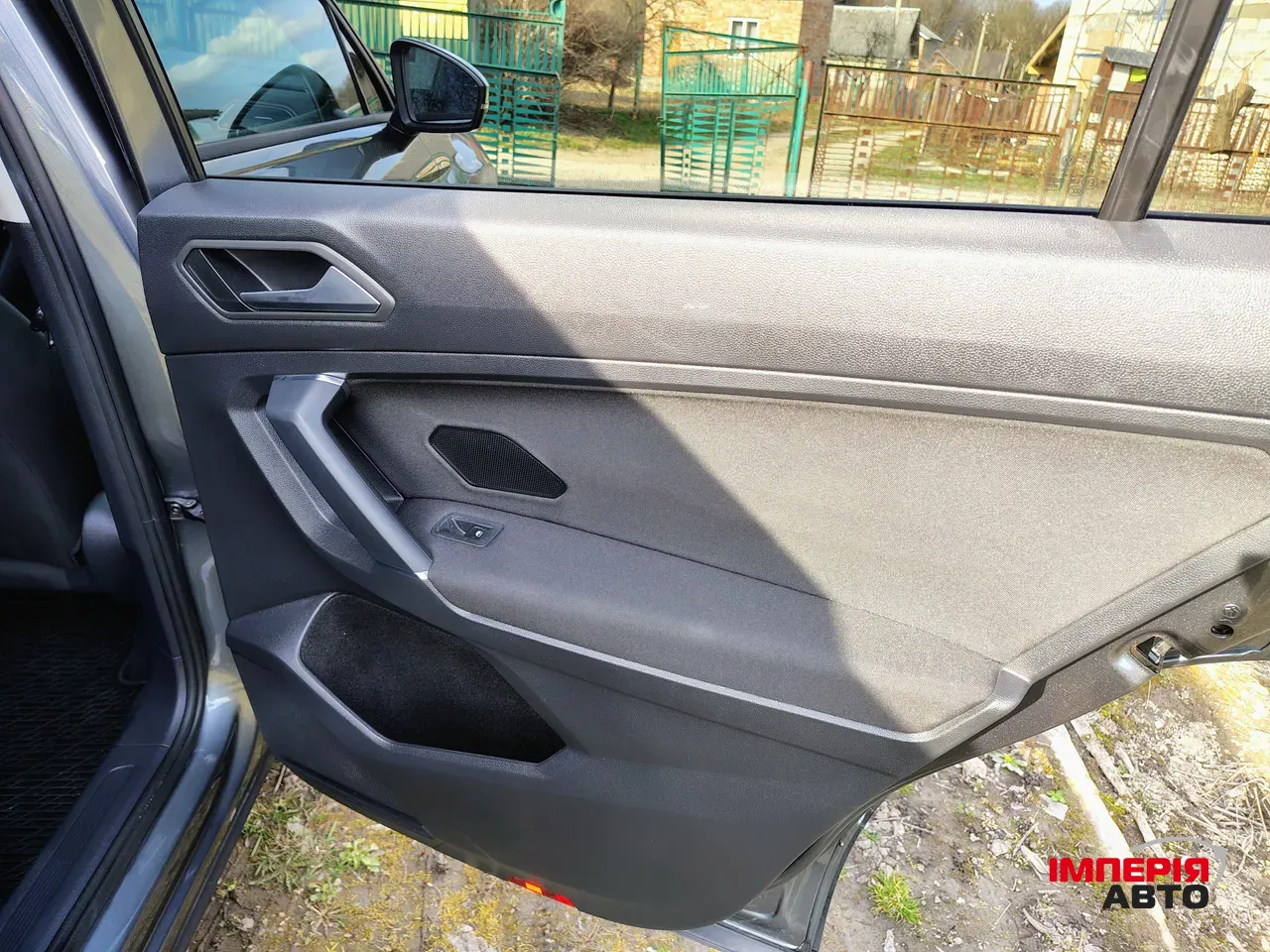 Volkswagen Tiguan - фото 23