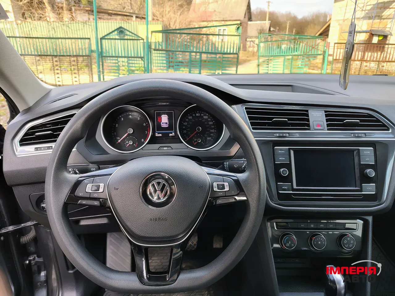 Volkswagen Tiguan - фото 19