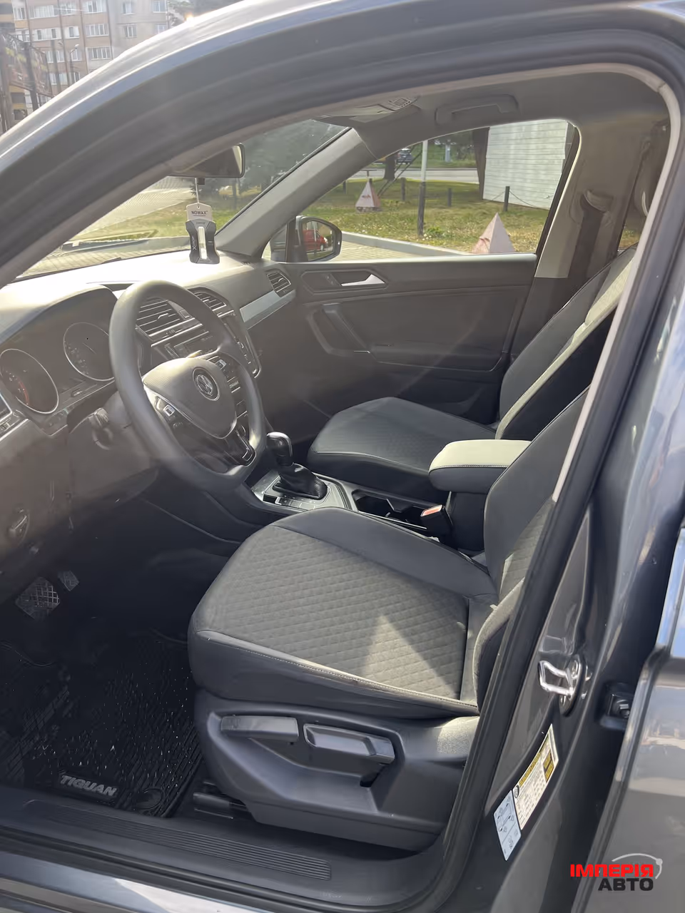 Volkswagen Tiguan - фото 19