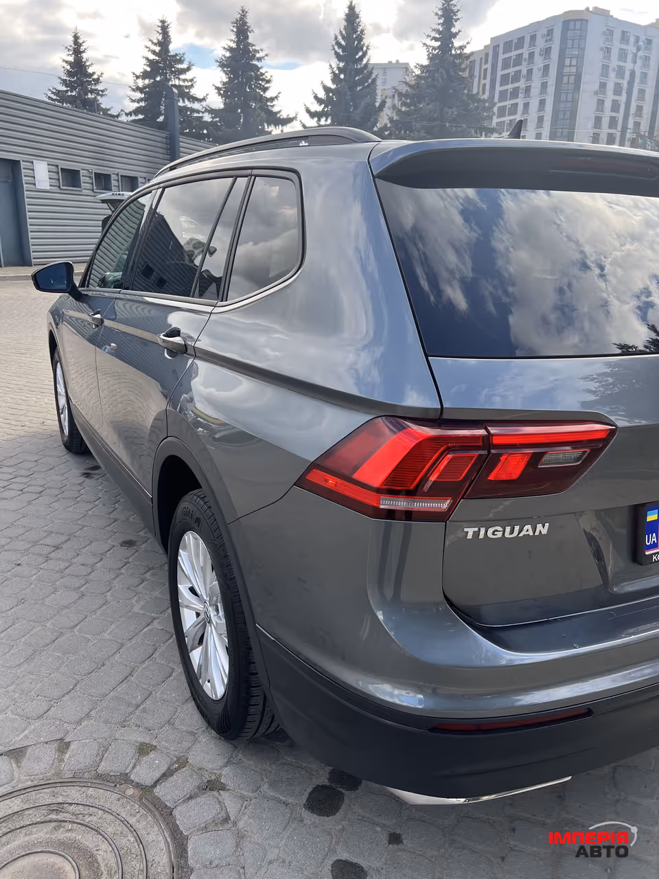 Volkswagen Tiguan - фото 16