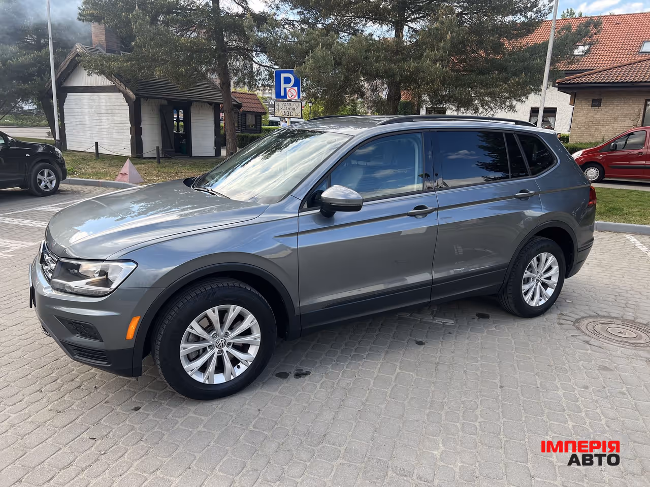 Volkswagen Tiguan - фото 7