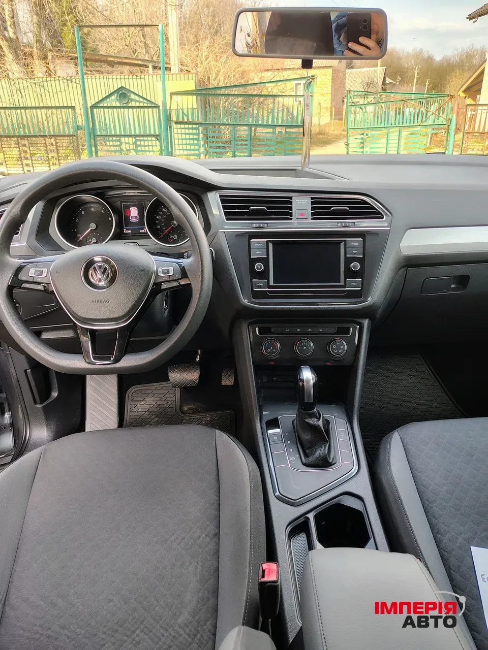 Volkswagen Tiguan - фото 18