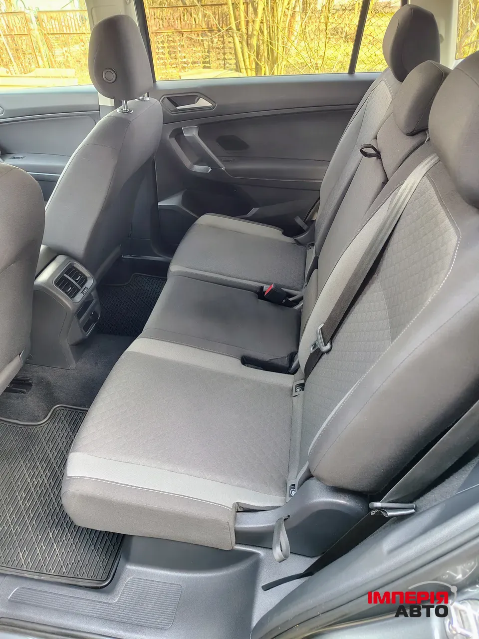 Volkswagen Tiguan - фото 17