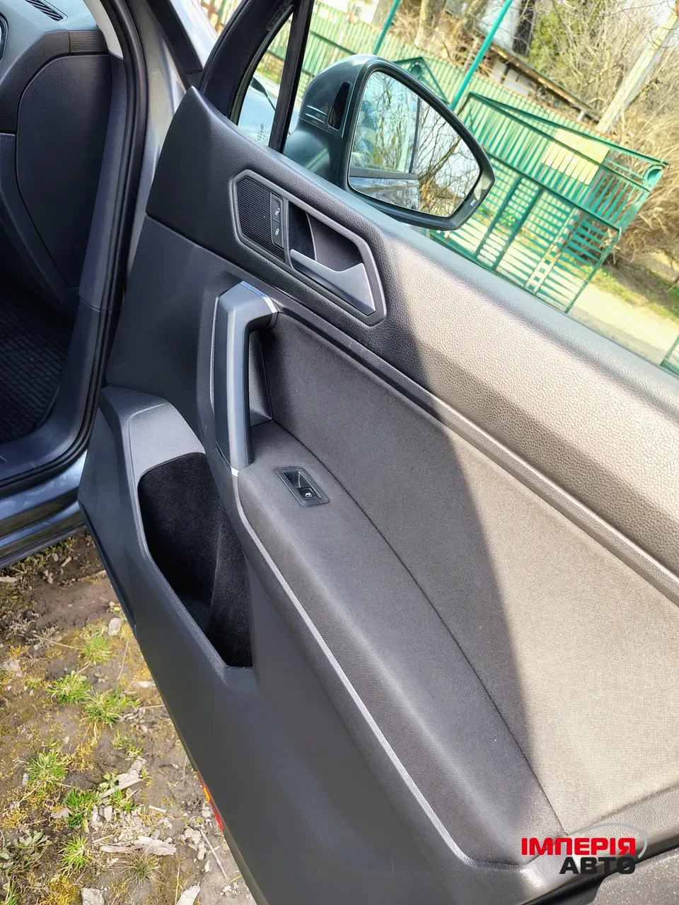 Volkswagen Tiguan - фото 24