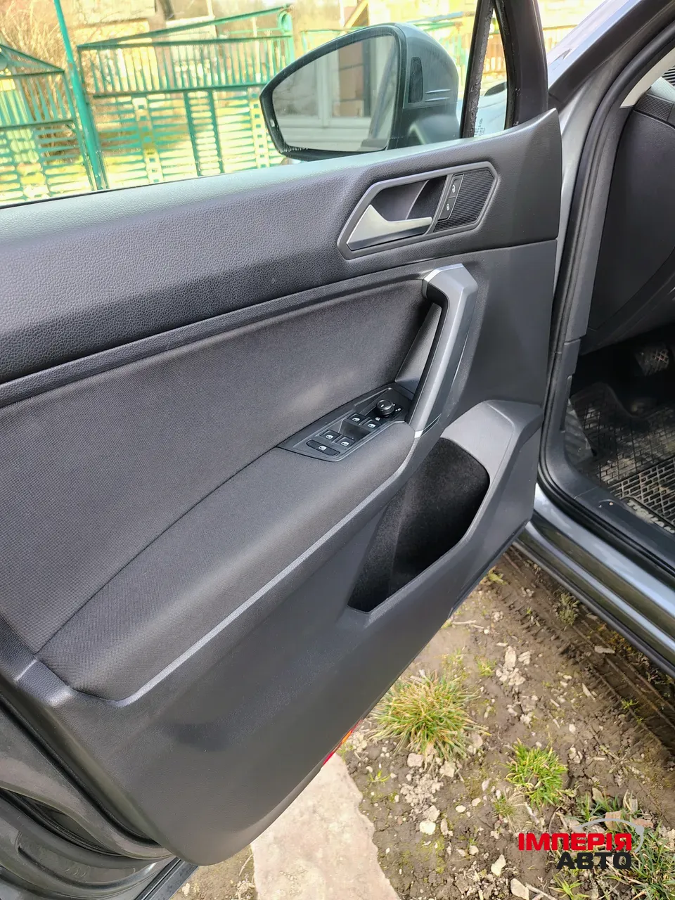 Volkswagen Tiguan - фото 14