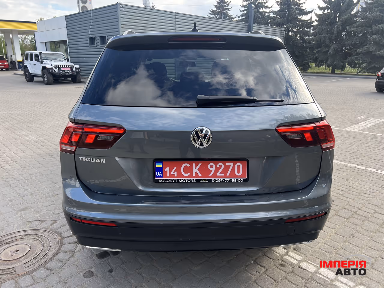 Volkswagen Tiguan - фото 10