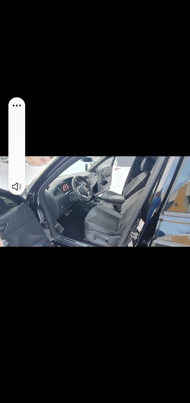 Volkswagen Tiguan R - фото 8